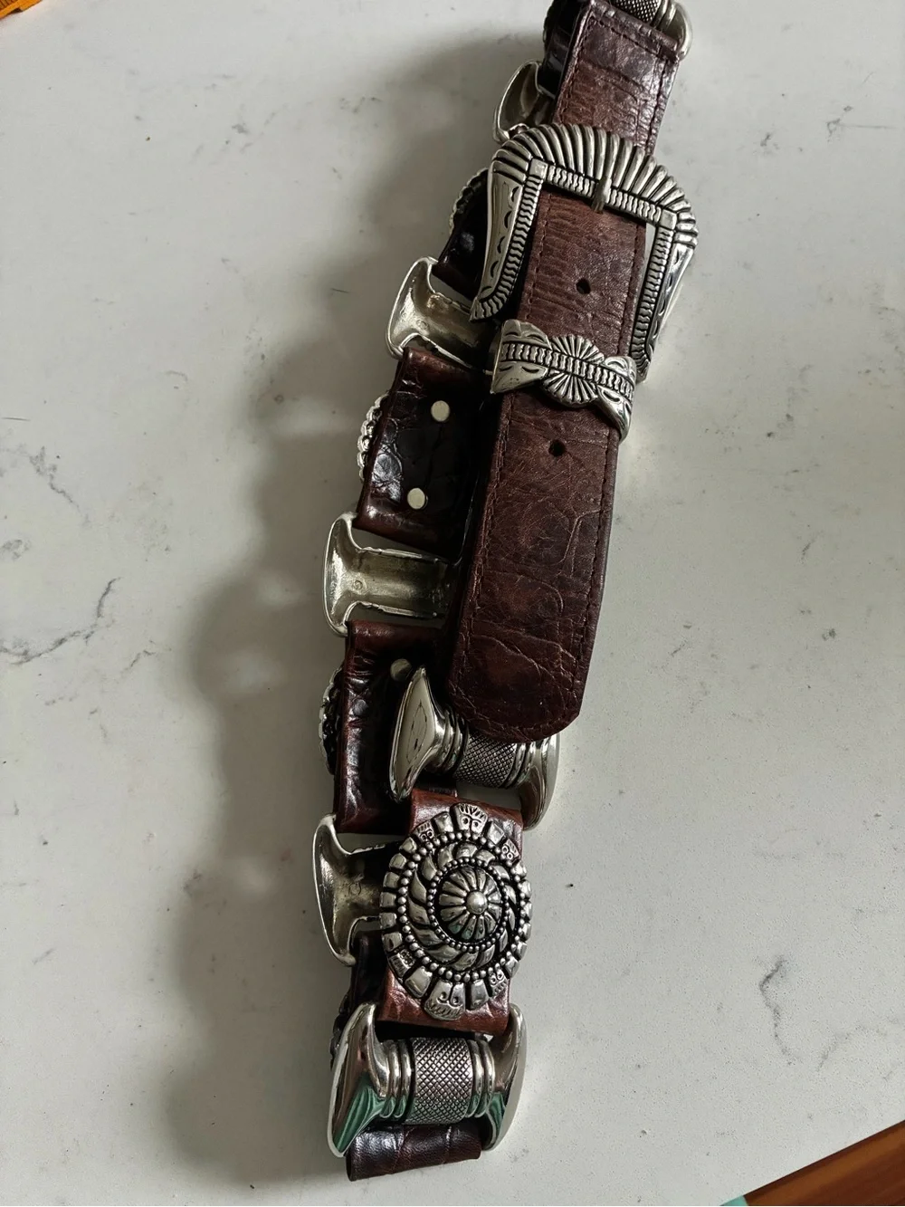Women’s Brown Leather captiva Belt with Silver Accents